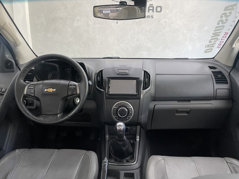 S10 2.4 LTZ 4X2 CD 8V FLEX 4P MANUAL - 2013 - CAXIAS DO SUL