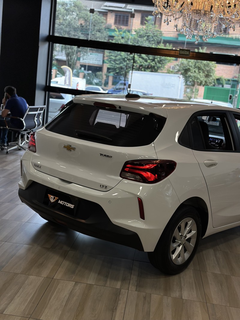 ONIX 1.0 LTZ 12V TURBO FLEX 4P MANUAL - 2020 - CAXIAS DO SUL