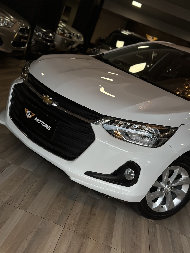 ONIX 1.0 LTZ 12V TURBO FLEX 4P MANUAL - 2020 - CAXIAS DO SUL
