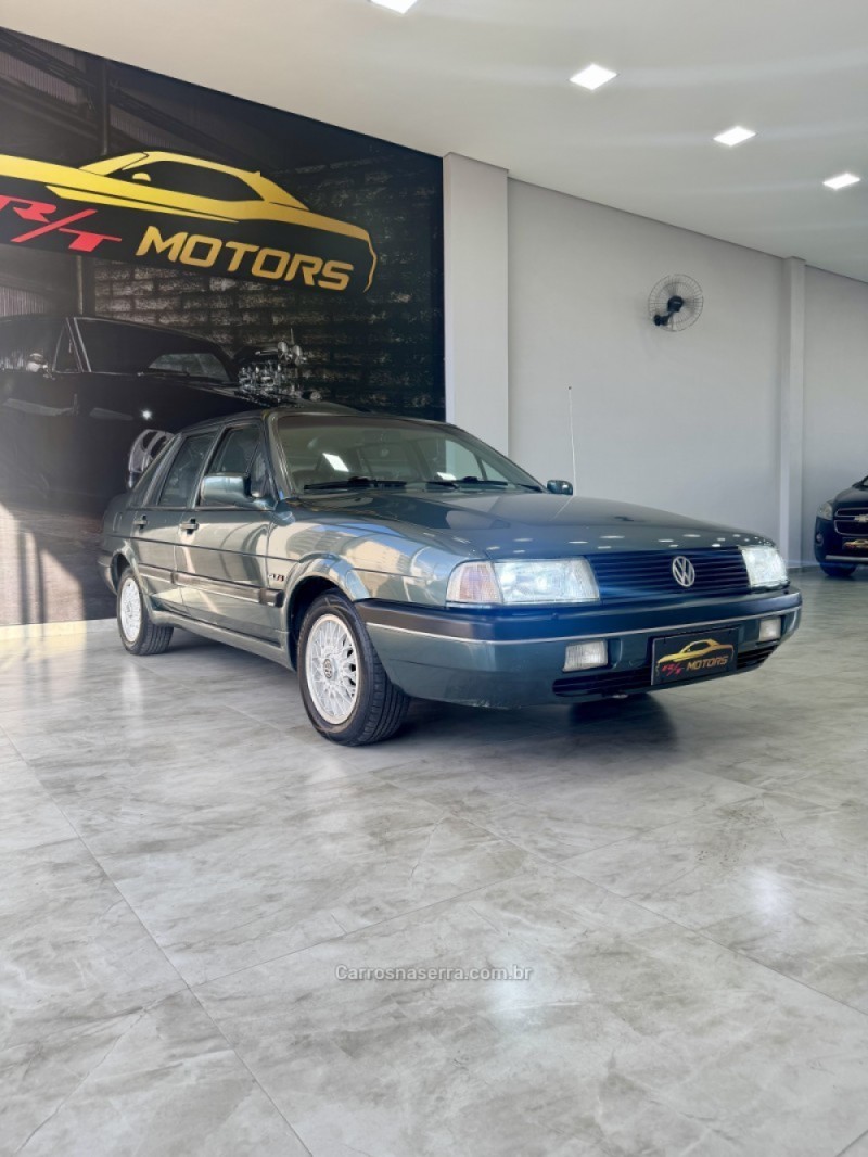 SANTANA 2.0 GLSI 8V GASOLINA 4P MANUAL - 1993 - CAXIAS DO SUL