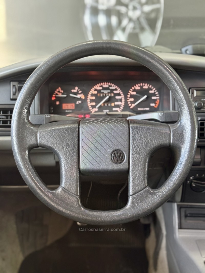 SANTANA 2.0 GLSI 8V GASOLINA 4P MANUAL - 1993 - CAXIAS DO SUL