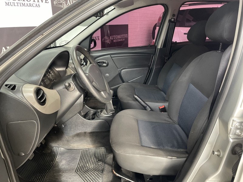 SANDERO 1.6 AUTHENTIQUE 8V FLEX 4P MANUAL - 2009 - CAXIAS DO SUL