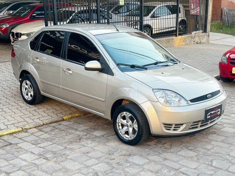 FIESTA 1.6 ROCAM SEDAN 8V FLEX 4P MANUAL - 2007 - CAXIAS DO SUL