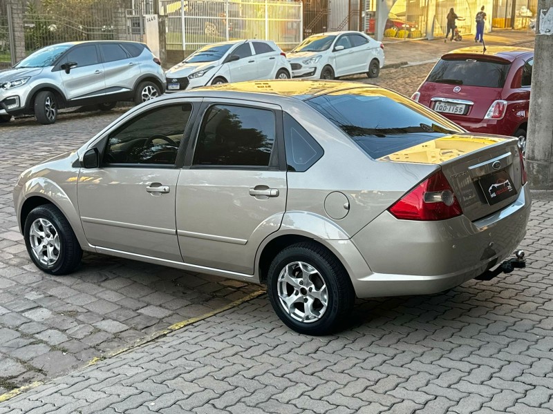 FIESTA 1.6 ROCAM SEDAN 8V FLEX 4P MANUAL - 2007 - CAXIAS DO SUL