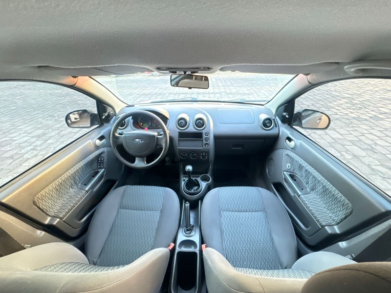 FIESTA 1.6 ROCAM SEDAN 8V FLEX 4P MANUAL - 2007 - CAXIAS DO SUL