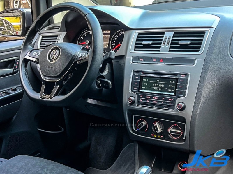 FOX 1.6 MSI COMFORTLINE 8V FLEX 4P AUTOMATIZADO - 2016 - NOVO HAMBURGO