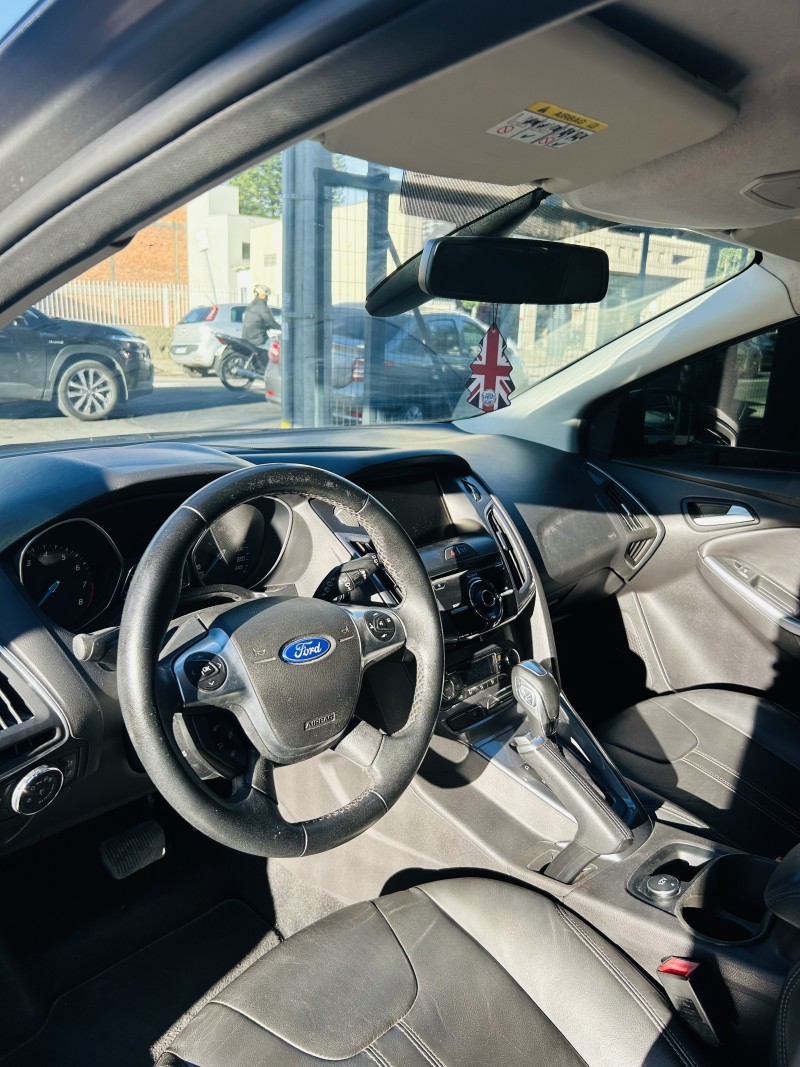FOCUS 2.0 TITANIUM HATCH 16V FLEX 4P AUTOMÁTICO - 2015 - CAXIAS DO SUL