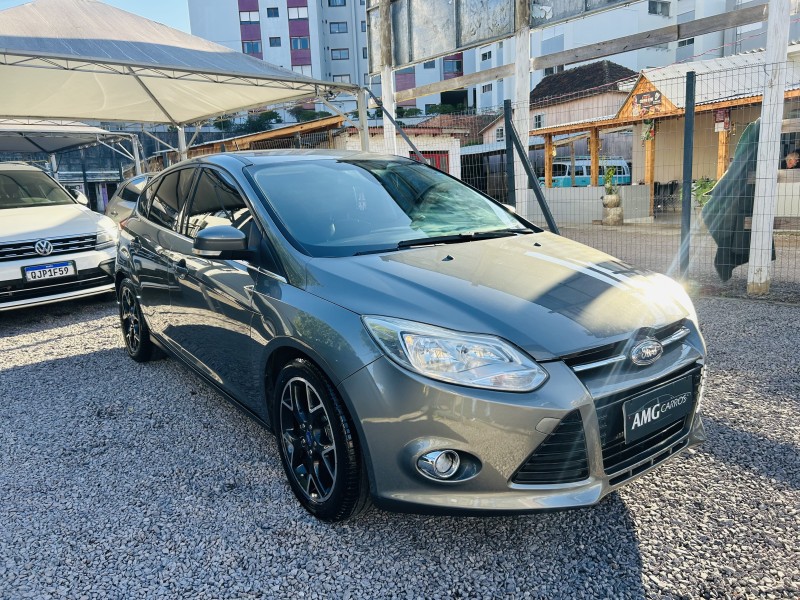 FOCUS 2.0 TITANIUM HATCH 16V FLEX 4P AUTOMÁTICO - 2015 - CAXIAS DO SUL