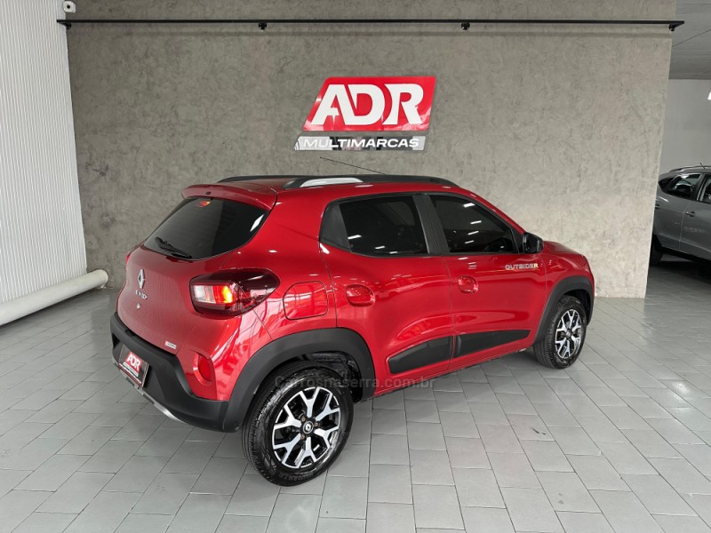KWID 1.0 12V OUTSIDER FLEX 4P MANUAL - 2023 - CAXIAS DO SUL