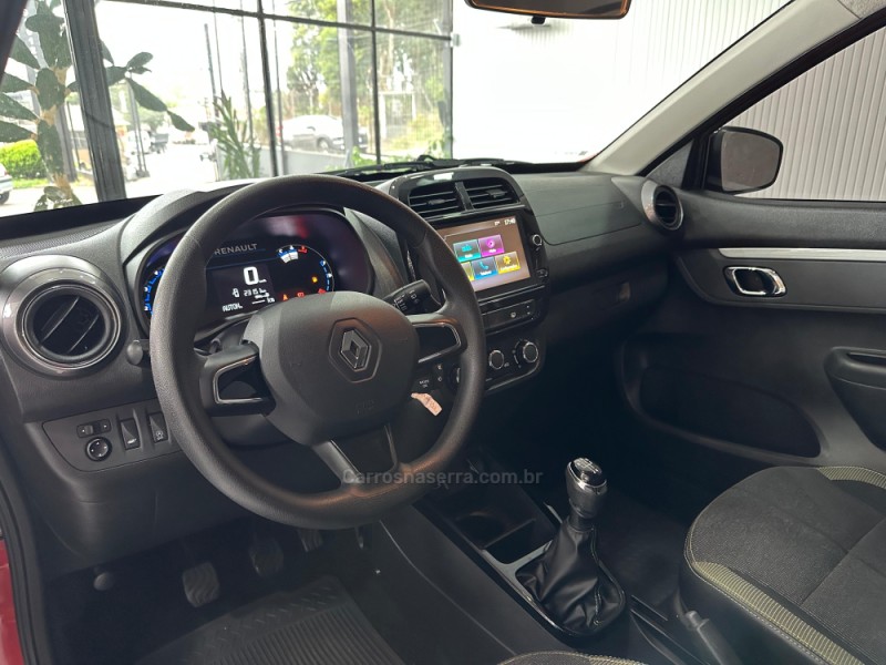 KWID 1.0 12V OUTSIDER FLEX 4P MANUAL - 2023 - CAXIAS DO SUL