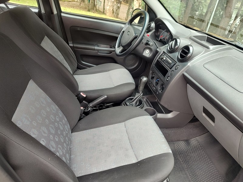FIESTA 1.6 MPI CLASS HATCH 8V FLEX 4P MANUAL - 2011 - CAXIAS DO SUL