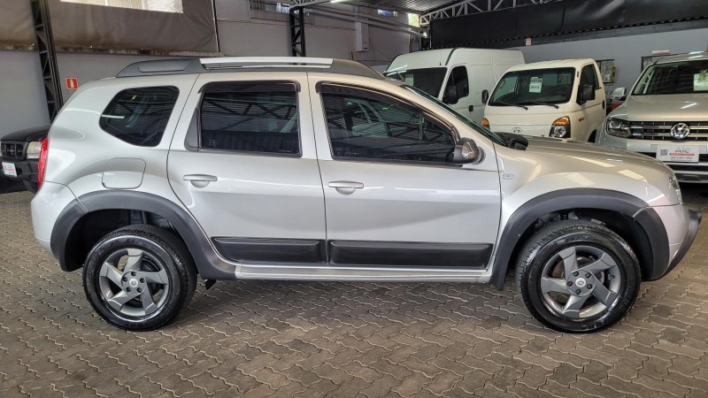 DUSTER 1.6 DYNAMIQUE 4X2 16V FLEX 4P MANUAL - 2013 - GARIBALDI
