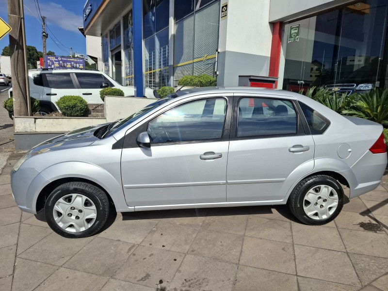 FIESTA 1.6 MPI SEDAN 8V FLEX 4P MANUAL - 2008 - FARROUPILHA