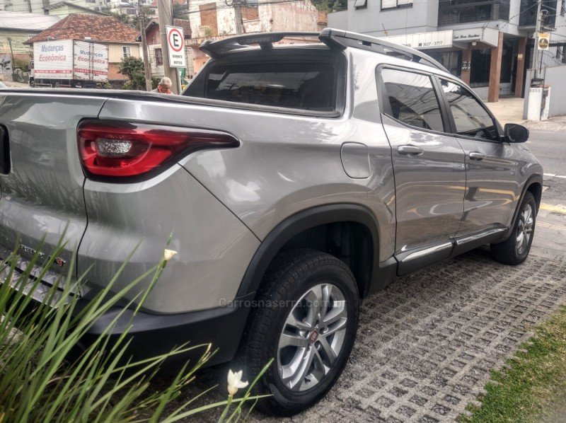 TORO 2.0 16V TURBO DIESEL FREEDOM 4WD MANUAL - 2021 - CAXIAS DO SUL