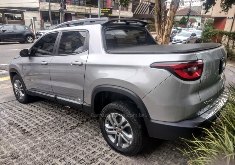 TORO 2.0 16V TURBO DIESEL FREEDOM 4WD MANUAL - 2021 - CAXIAS DO SUL
