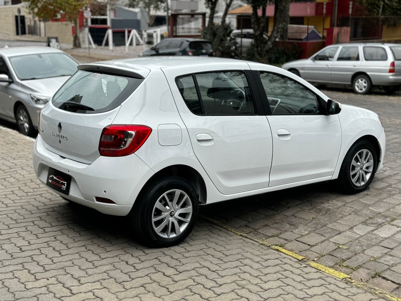 SANDERO 1.0 EXPRESSION 16V FLEX 4P MANUAL - 2016 - CAXIAS DO SUL
