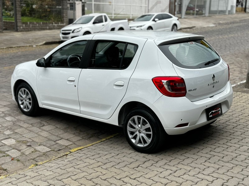 SANDERO 1.0 EXPRESSION 16V FLEX 4P MANUAL - 2016 - CAXIAS DO SUL