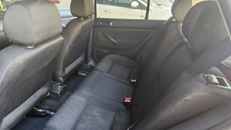 GOLF 1.6 MI 8V GASOLINA 4P MANUAL - 2002 - CAXIAS DO SUL