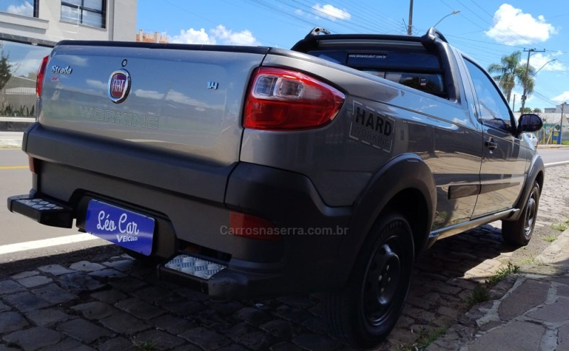 STRADA 1.8 MPI TREKKING CS 8V FLEX 2P MANUAL - 2023 - VACARIA