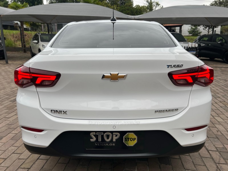 ONIX 1.0	PREMIER II PLUS 12V TURBO FLEX 4P AUTOMÁTICO - 2025 - DOIS IRMãOS
