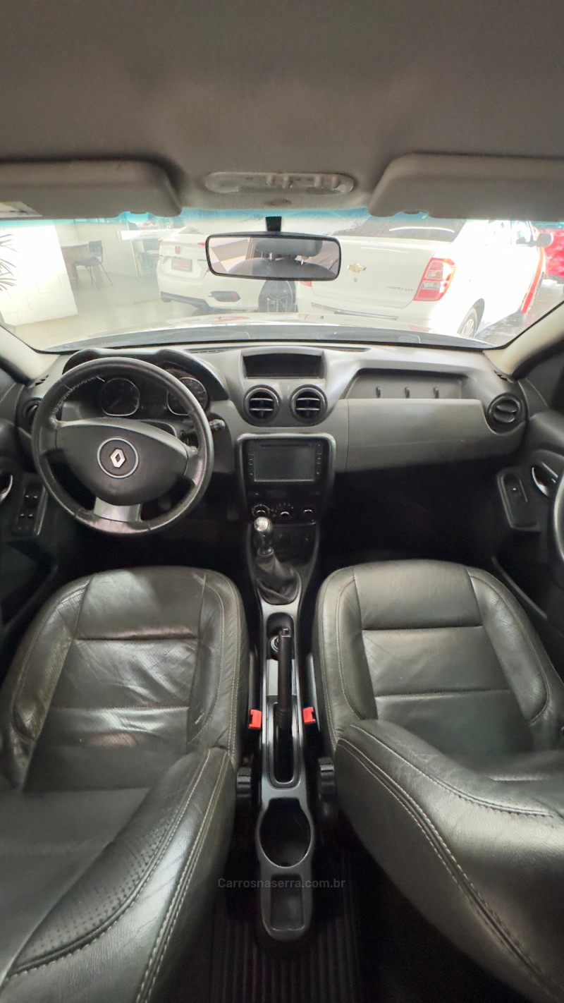DUSTER 2.0 DYNAMIQUE 4X2 16V FLEX 4P MANUAL - 2014 - MONTENEGRO