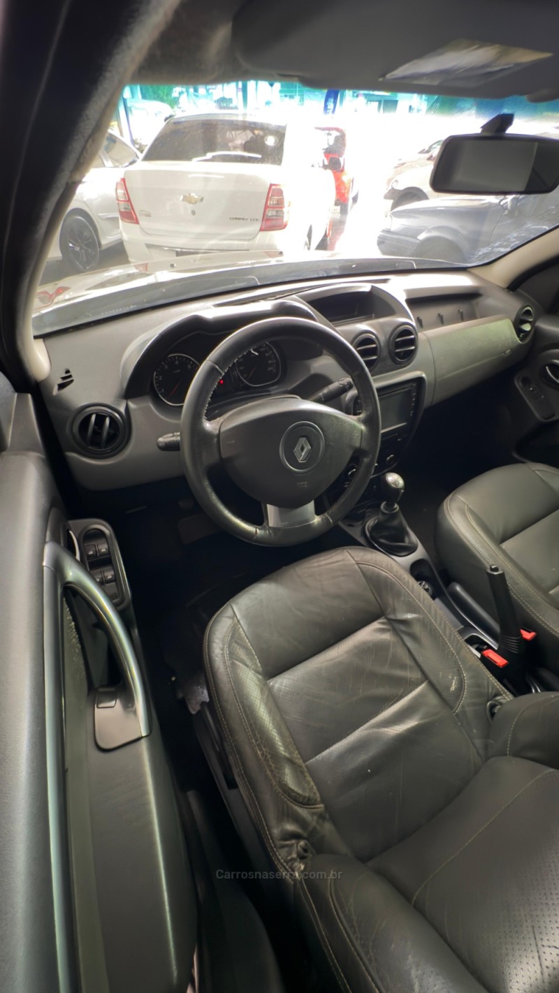 DUSTER 2.0 DYNAMIQUE 4X2 16V FLEX 4P MANUAL - 2014 - MONTENEGRO