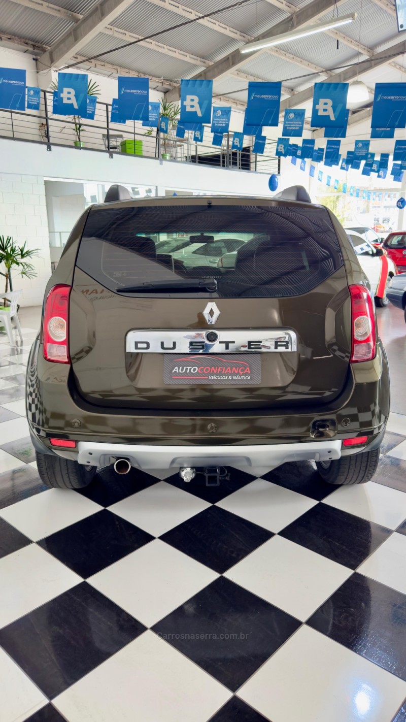 DUSTER 2.0 DYNAMIQUE 4X2 16V FLEX 4P MANUAL - 2014 - MONTENEGRO