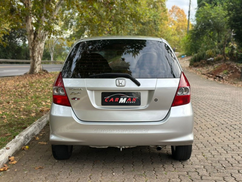 FIT 1.4 LXL 8V FLEX 4P MANUAL - 2008 - DOIS IRMãOS
