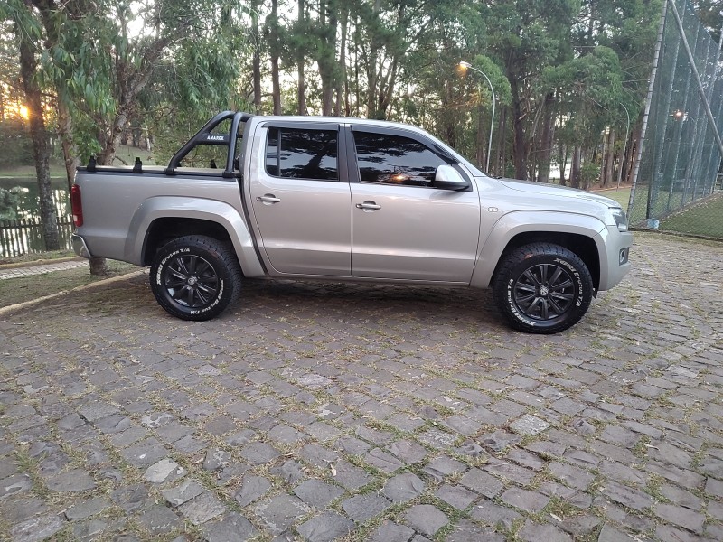 AMAROK 2.0 HIGHLINE 4X4 CD 16V TURBO INTERCOOLER DIESEL 4P MANUAL - 2011 - CAXIAS DO SUL