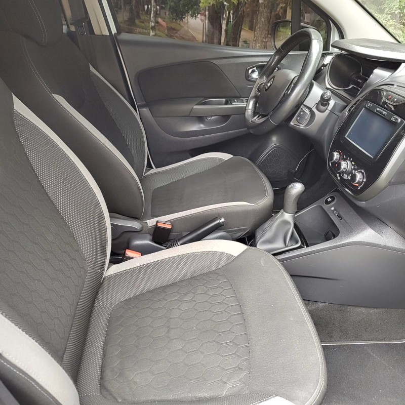 CAPTUR 1.6 16V SCE FLEX ZEN MANUAL - 2018 - CAXIAS DO SUL