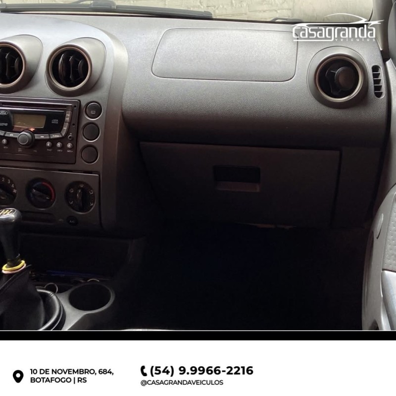 FIESTA 1.6 ROCAM HATCH 8V FLEX 4P MANUAL - 2005 - BENTO GONçALVES
