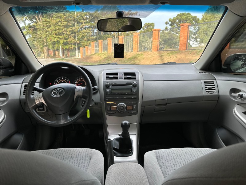 COROLLA 1.8 GLI 16V FLEX 4P MANUAL - 2010 - CAXIAS DO SUL