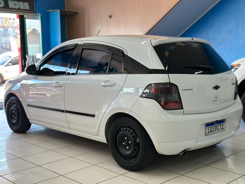 AGILE 1.4 MPFI LT 8V FLEX 4P MANUAL - 2010 - CAXIAS DO SUL