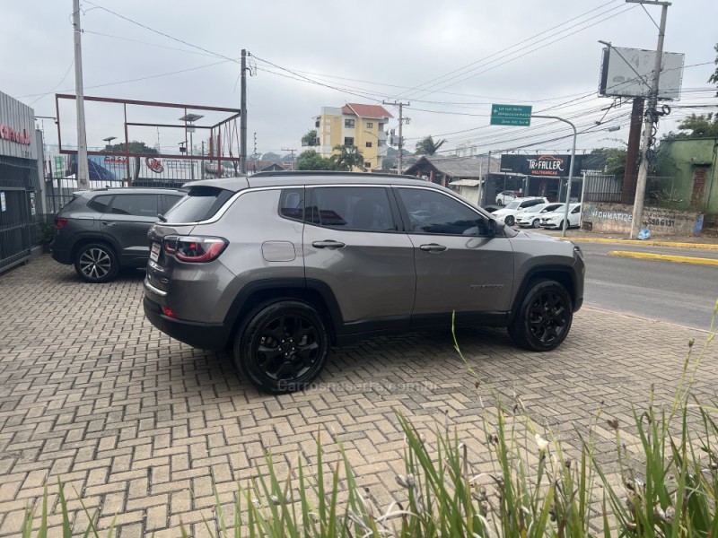 COMPASS 2.0 16V DIESEL LONGITUDE 4X4 AUTOMÁTICO - 2020 - CAMPO BOM