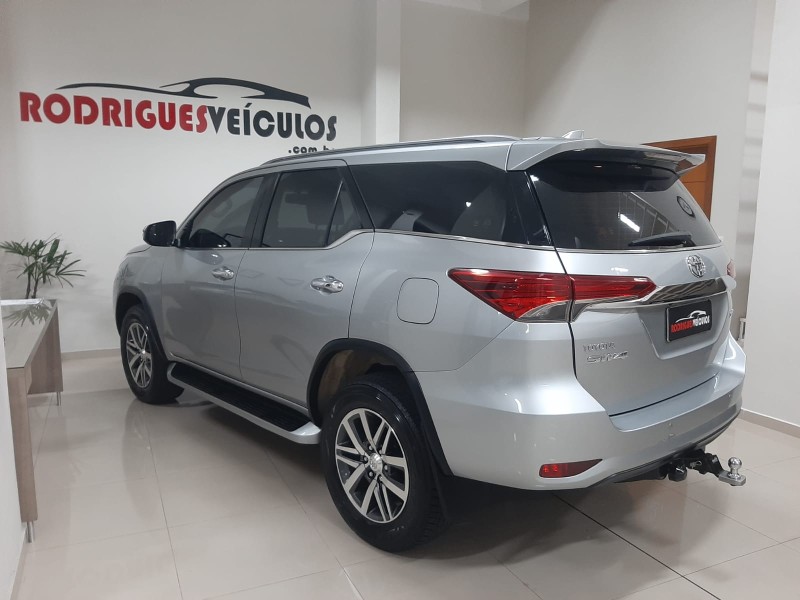 HILUX SW4 2.8 SRX 4X4 16V TURBO INTERCOOLER DIESEL 4P AUTOMÁTICO - 2018 - CAXIAS DO SUL