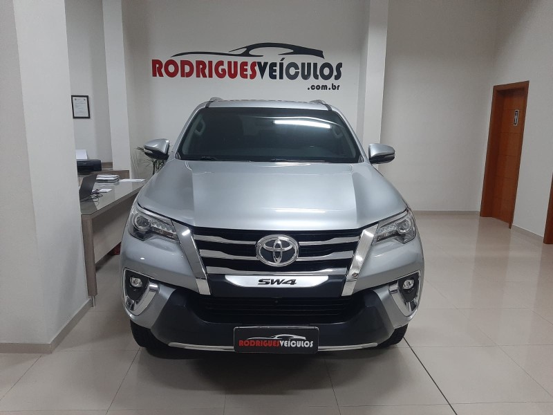 HILUX SW4 2.8 SRX 4X4 16V TURBO INTERCOOLER DIESEL 4P AUTOMÁTICO - 2018 - CAXIAS DO SUL