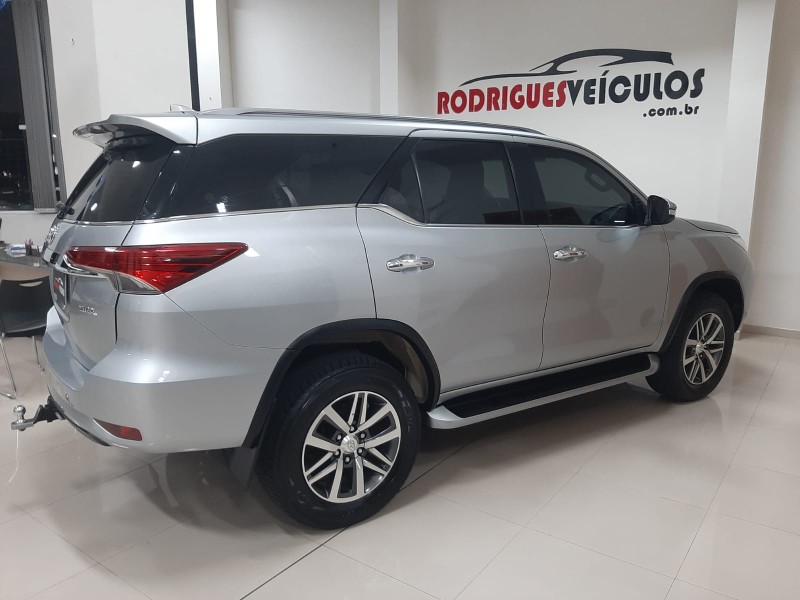 HILUX SW4 2.8 SRX 4X4 16V TURBO INTERCOOLER DIESEL 4P AUTOMÁTICO - 2018 - CAXIAS DO SUL