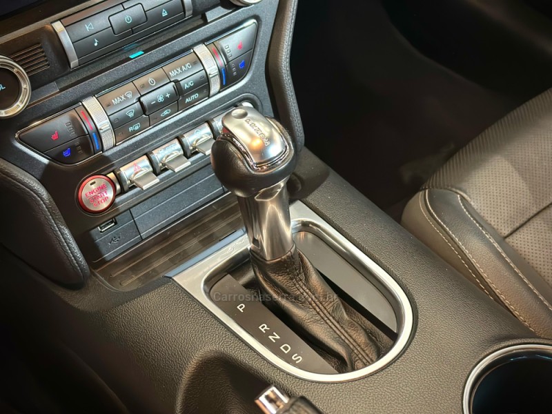 MUSTANG 5.0 GT PREMIUM COUPÉ V8 32V GASOLINA 2P AUTOMÁTICO - 2019 - IVOTI