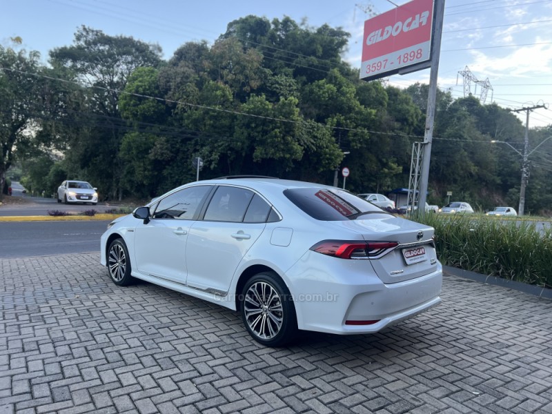 COROLLA 1.8 ALTIS PREMIUM 16V HÍBRIDO 4P AUTOMÁTICO - 2023 - CAMPO BOM
