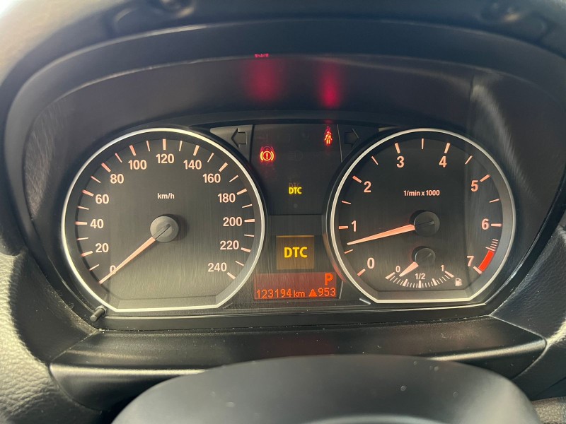 118I 2.0 UE71 16V GASOLINA 4P AUTOMÁTICO - 2010 - CAXIAS DO SUL