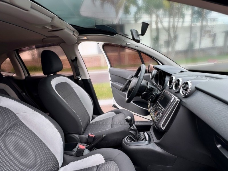 C3 1.2 TENDANCE 8V FLEX 4P MANUAL - 2017 - NOVO HAMBURGO