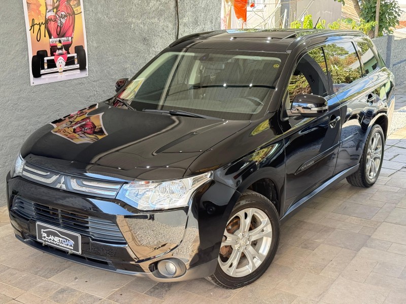 OUTLANDER 2.0 16V GASOLINA 4P AUTOMÁTICO - 2015 - FARROUPILHA