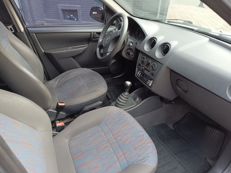 CELTA 1.0 MPFI VHCE SPIRIT 8V FLEX 4P MANUAL - 2010 - FLORES DA CUNHA