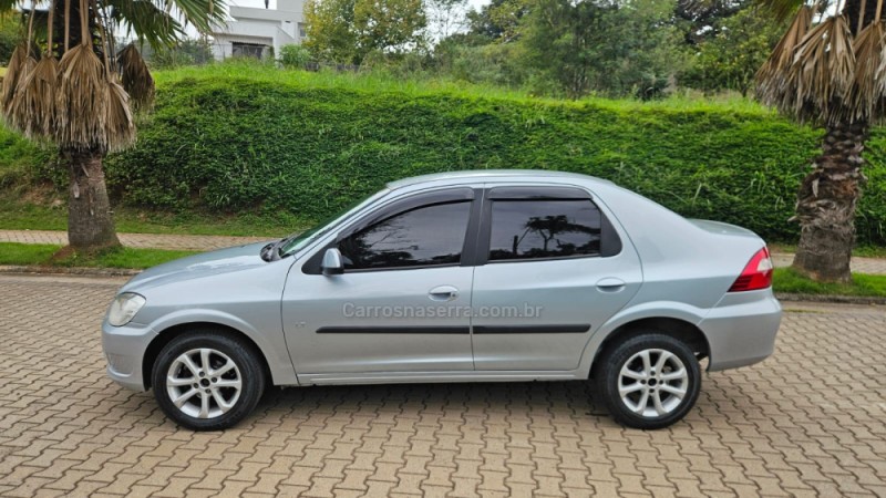 PRISMA 1.4 MPFI LT 8V FLEX 4P MANUAL - 2012 - IVOTI