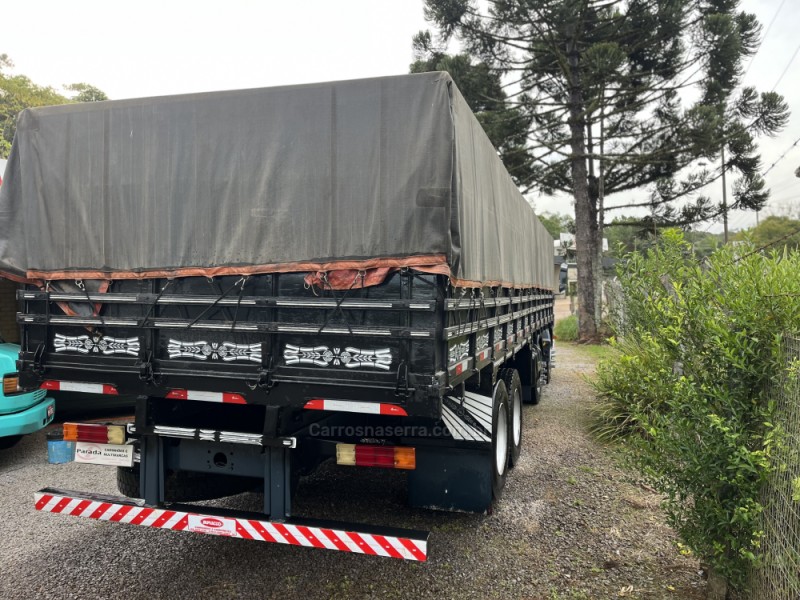 ATEGO 2429 6X2 - 2012 - GUAPORé
