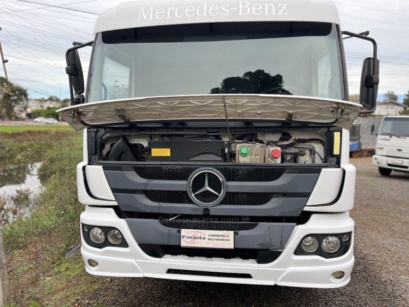 ATEGO 2429 6X2 - 2012 - GUAPORé