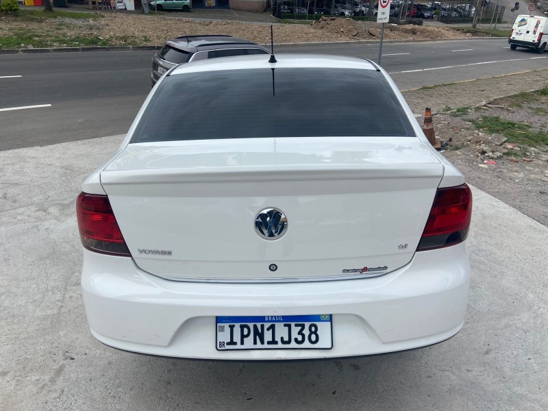 VOYAGE 1.6 MI COMFORTLINE 8V FLEX 4P MANUAL - 2009 - CAXIAS DO SUL