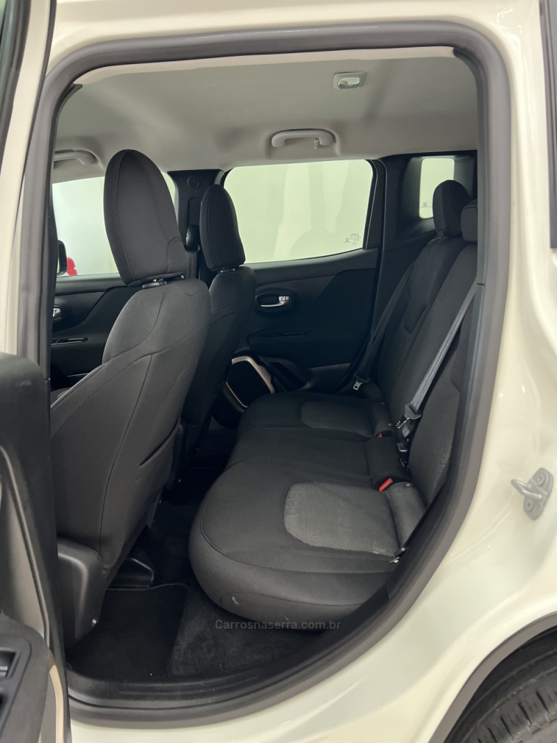 RENEGADE 1.8 16V FLEX LONGITUDE 4P AUTOMÁTICO - 2017 - BENTO GONçALVES