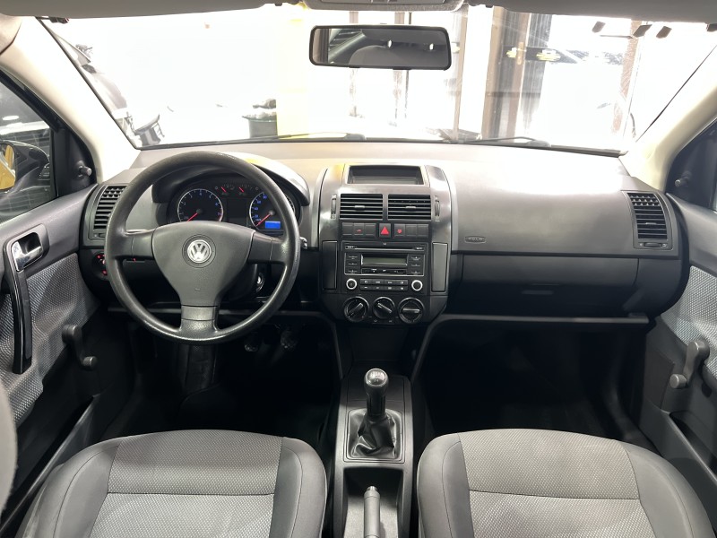 POLO 1.6 MI 8V TOTAL FLEX 4P MANUAL - 2010 - CAXIAS DO SUL