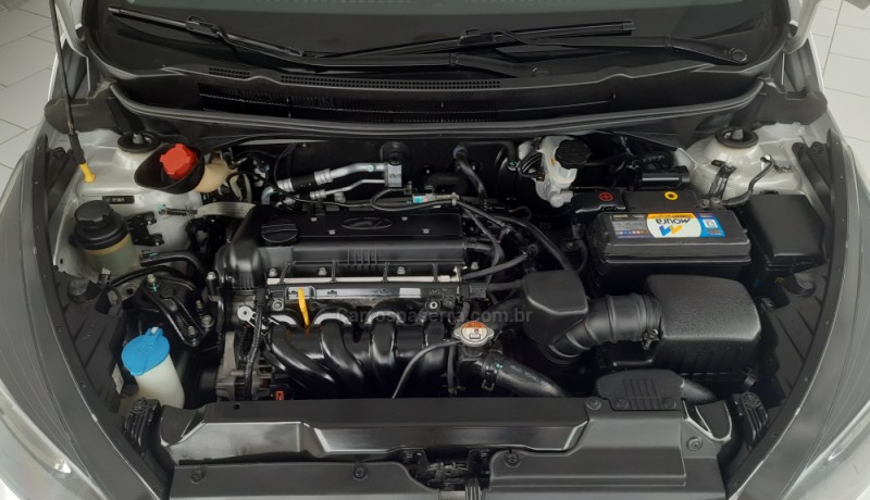 HB20 1.6 COMFORT PLUS 16V FLEX 4P MANUAL - 2014 - GARIBALDI